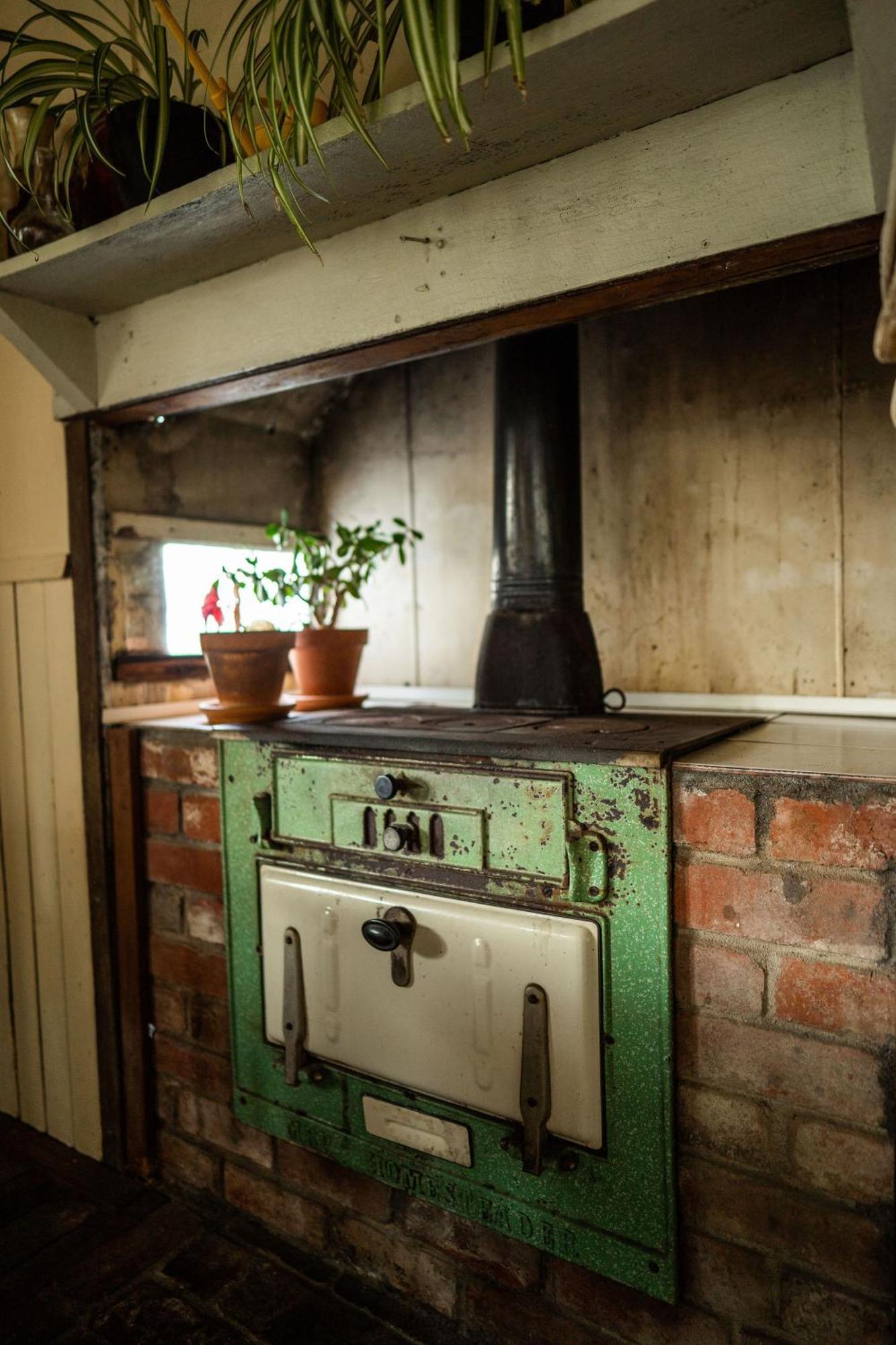 Cosy Farmstay: Green Cabin At Whispering Woods Beedelup Екстер'єр фото